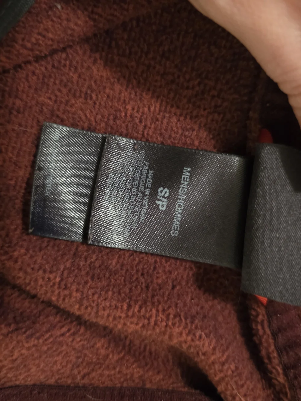 The North Face Men’s Half-Zip Sweater Pullover - Burgundy